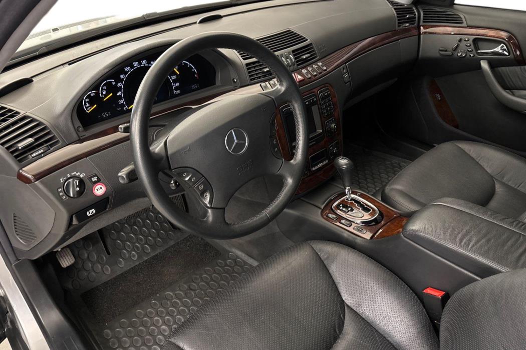 Mercedes-Benz S 2002