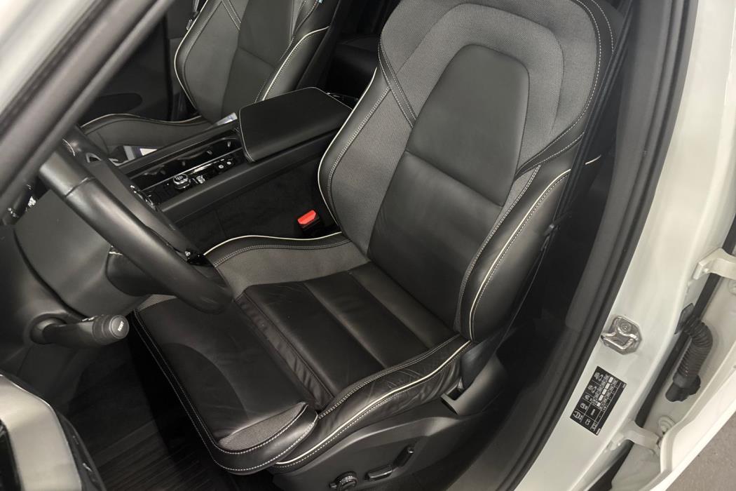 Volvo XC60 2021