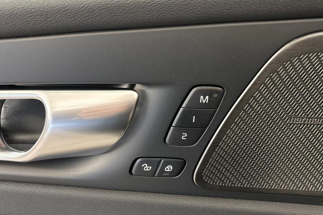 Volvo XC60 2026