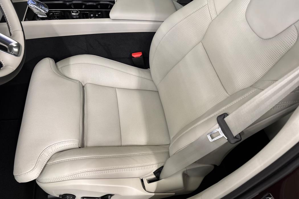 Volvo XC60 2027