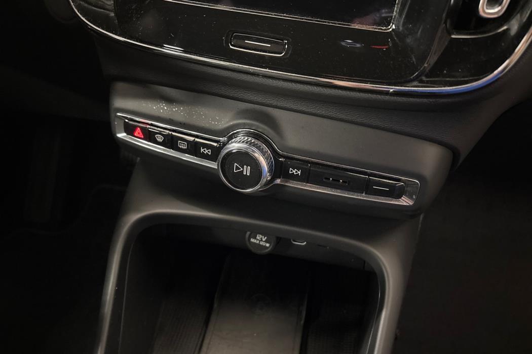 Volvo C40 2024