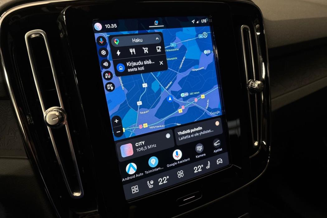 Volvo XC40 2023