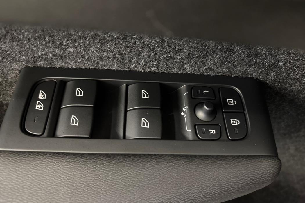 Volvo XC40 2023