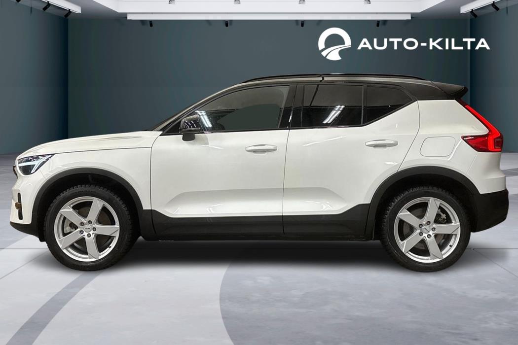Volvo XC40 2023