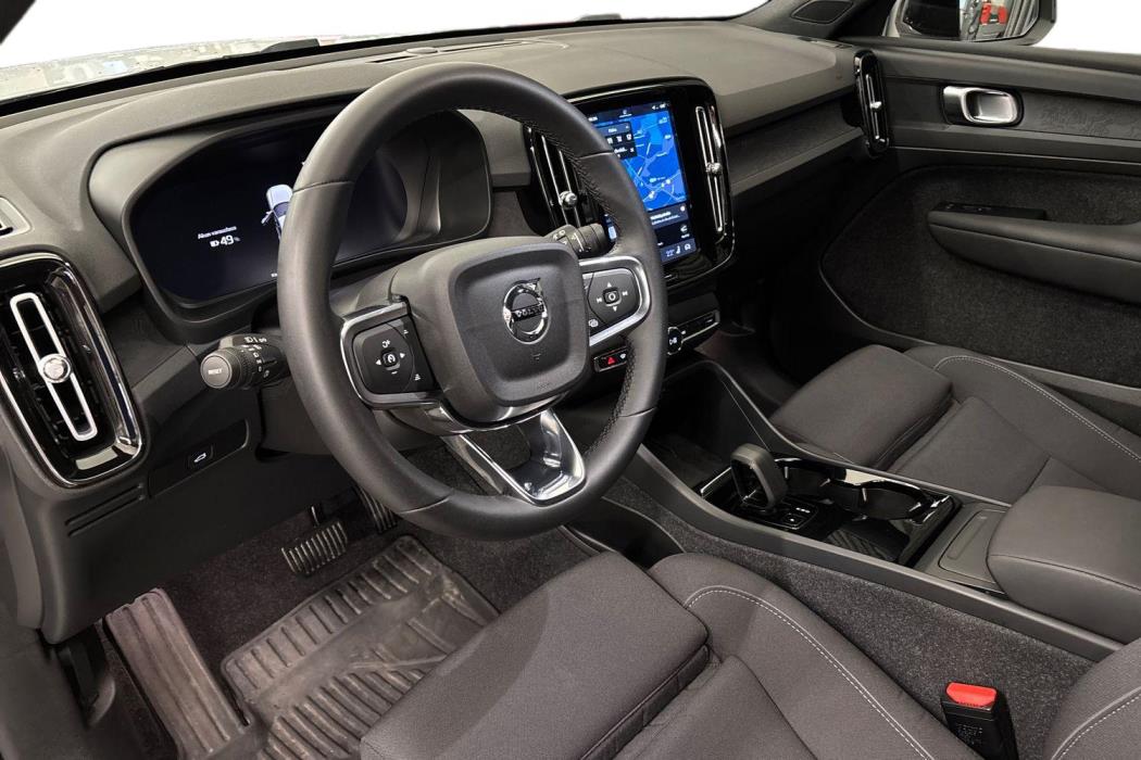Volvo XC40 2023