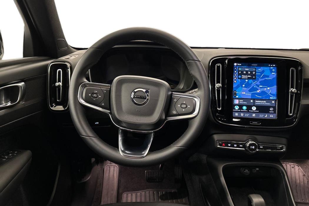 Volvo XC40 2023