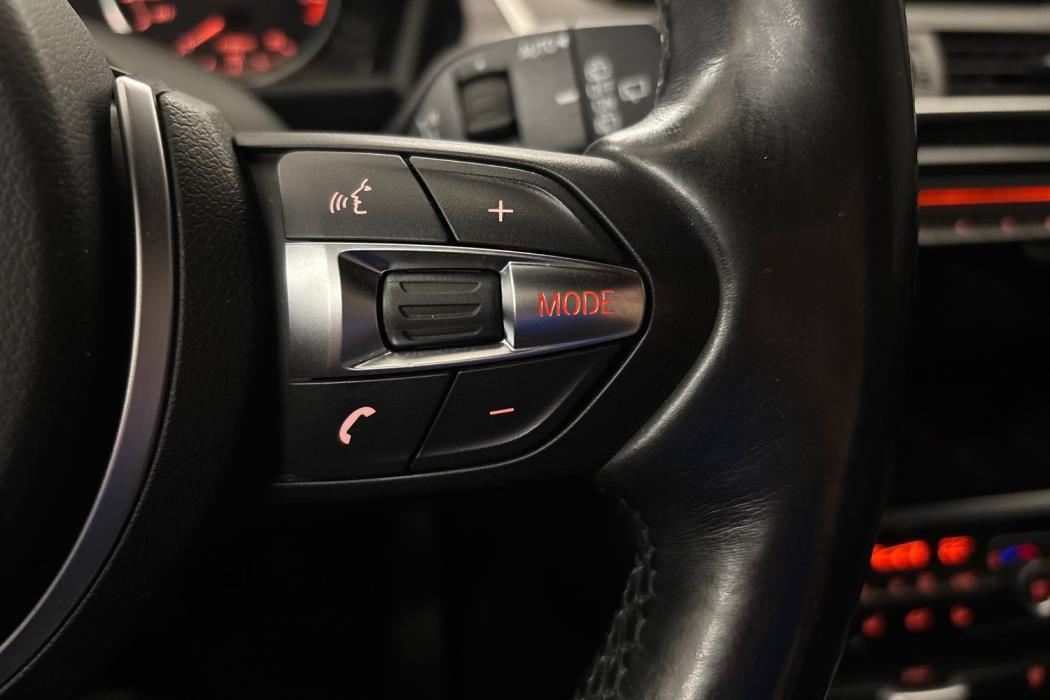 BMW 216 2016