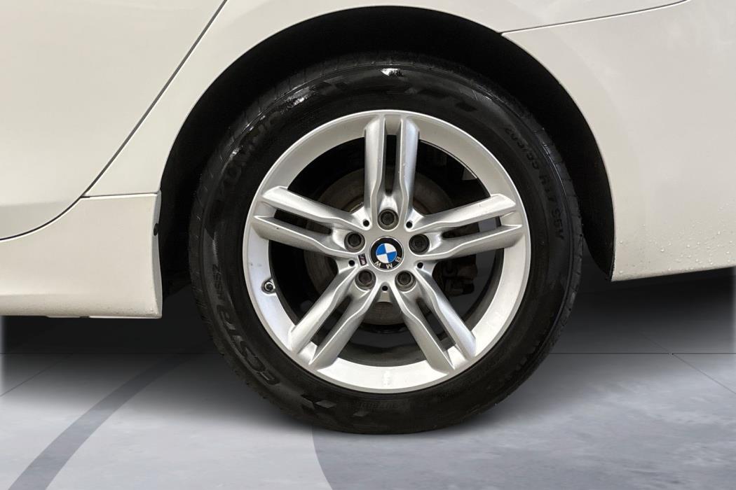 BMW 216 2016