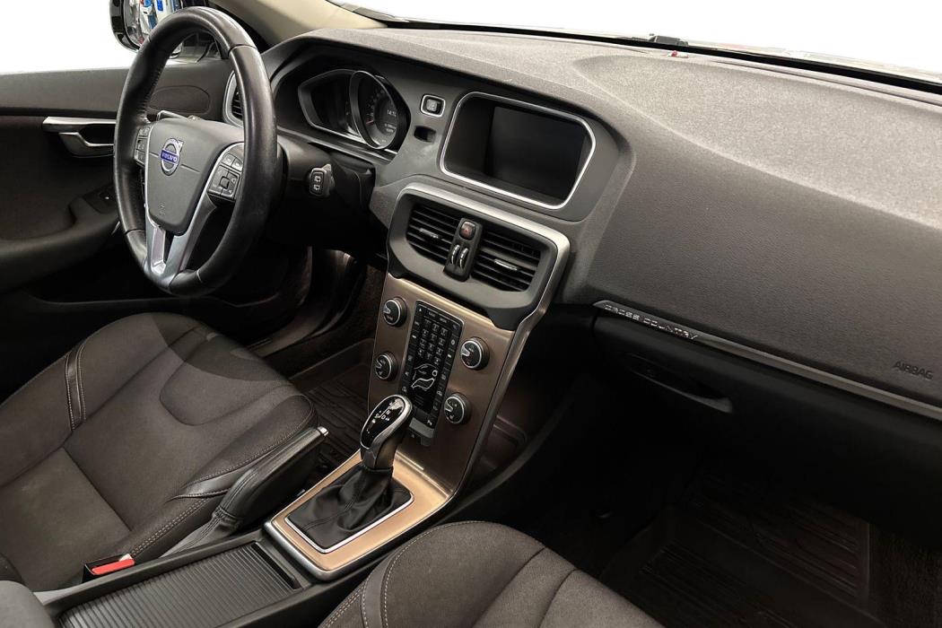 Volvo V40 Cross Country 2016