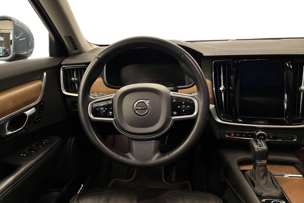 Volvo V90 2017