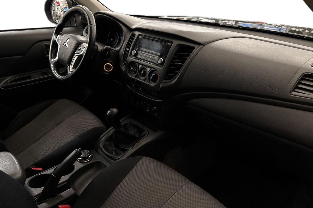 Mitsubishi L200 2020