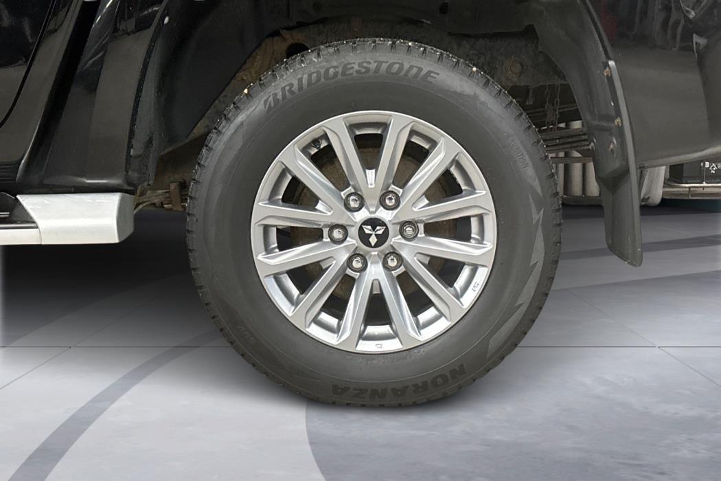 Mitsubishi L200 2020