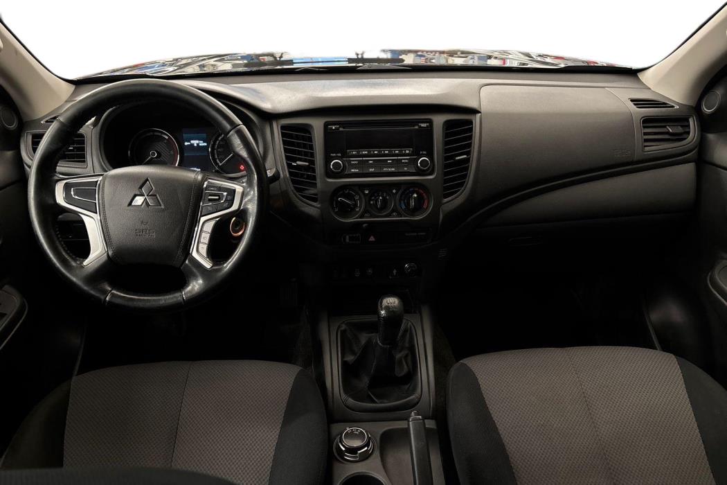 Mitsubishi L200 2020