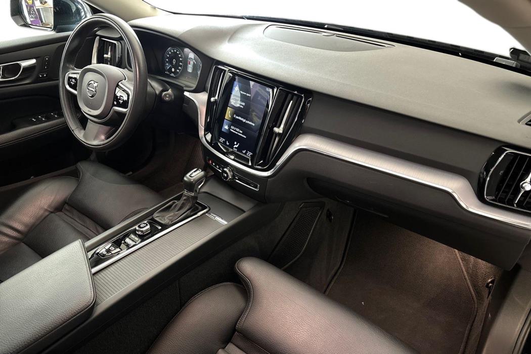 Volvo V60 Cross Country 2019