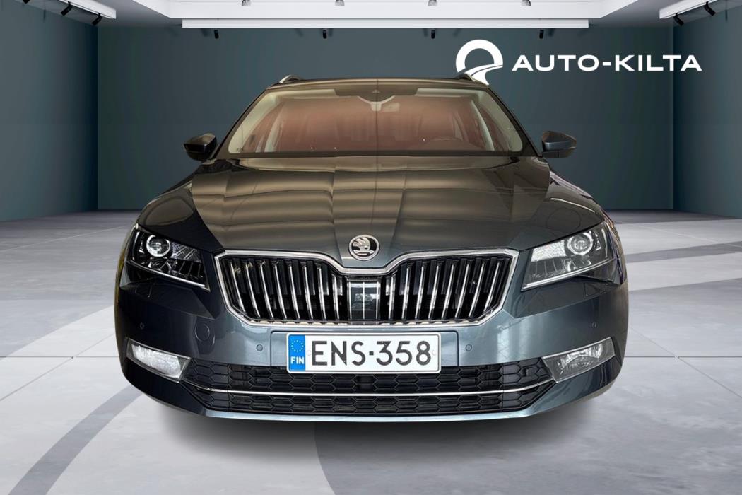 SKODA Superb 2016