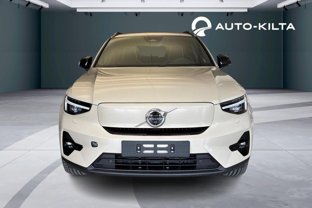 Volvo EX40 2026