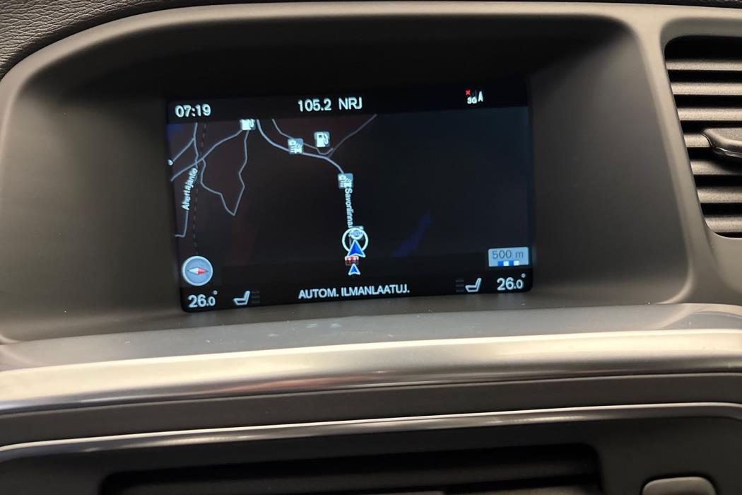 VOLVO V60 2015