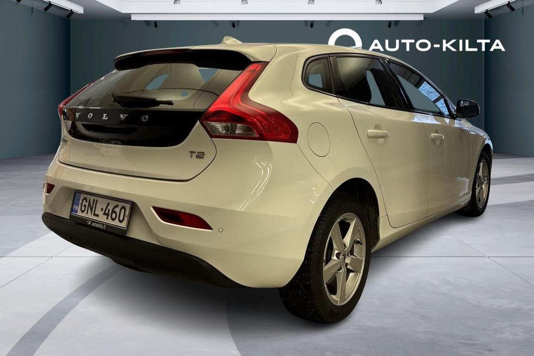 Volvo V40 2020