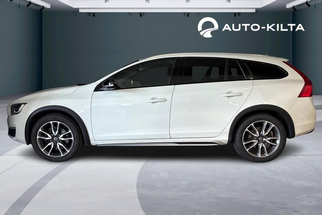 Volvo V60 Cross Country 2016