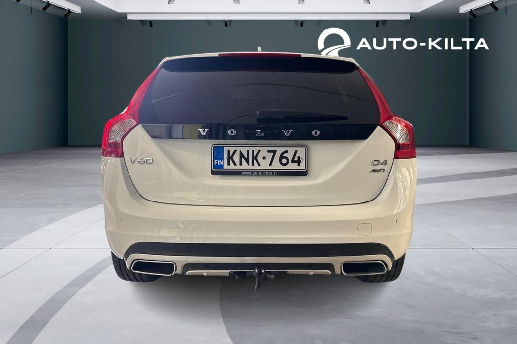 Volvo V60 Cross Country 2016