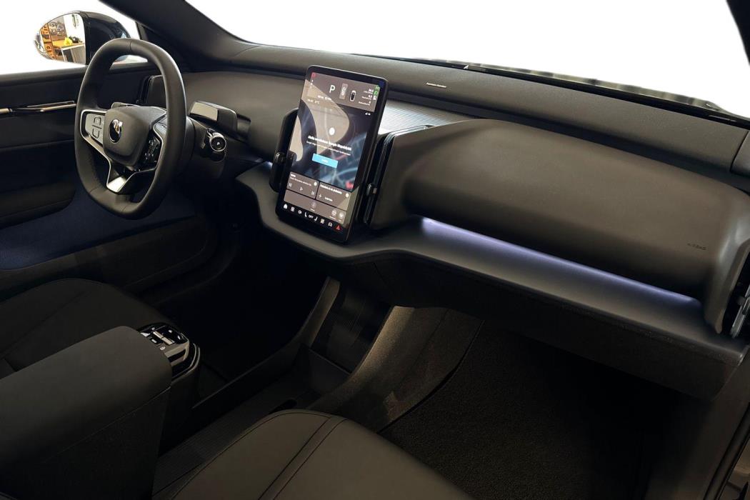 Volvo EX30 2026