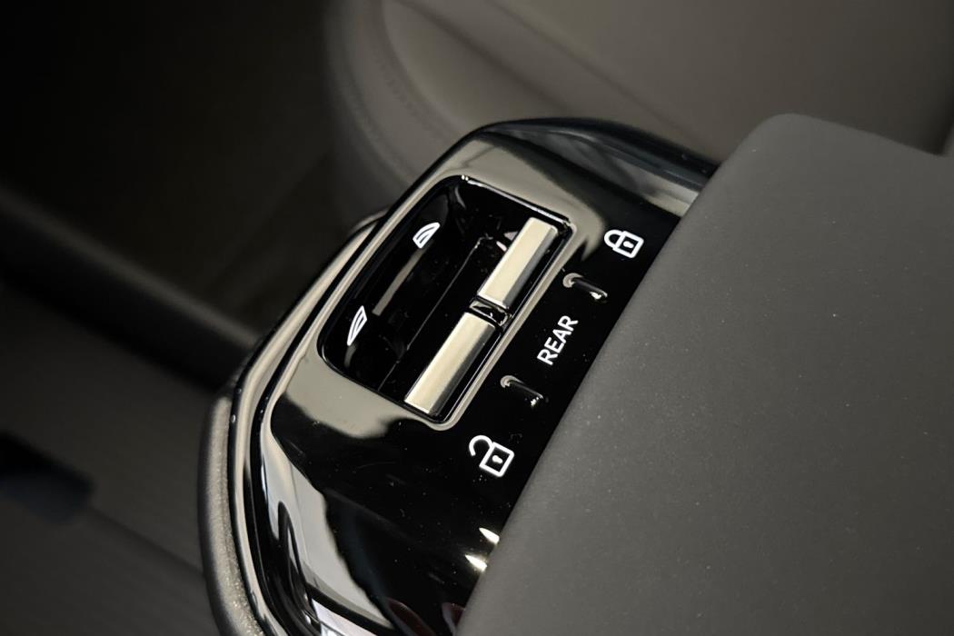Volvo EX30 2026