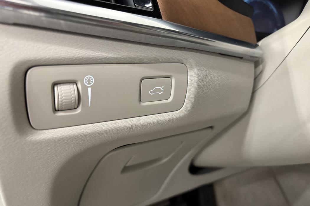 Volvo V90 2016