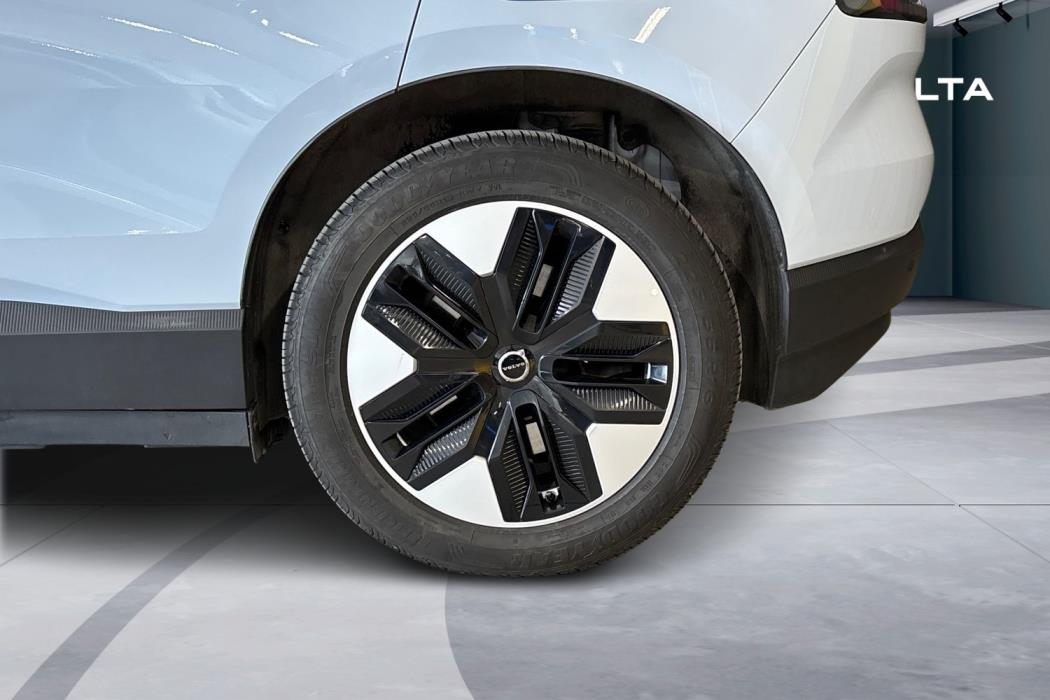 Volvo EX30 2024