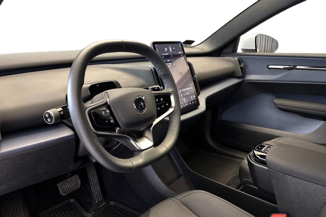 Volvo EX30 2024