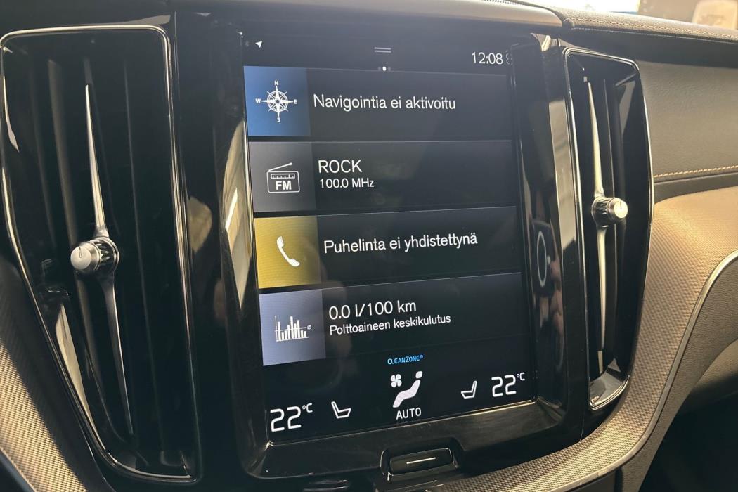 VOLVO XC60 2018