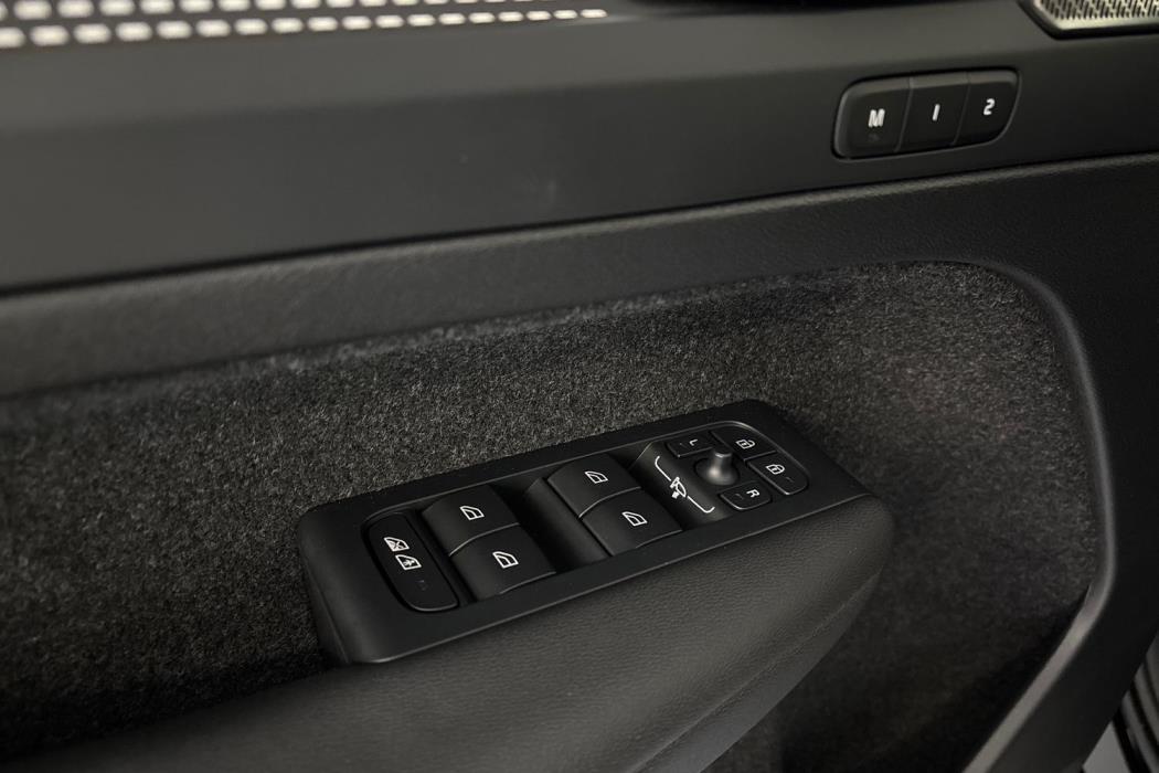 Volvo EX40 2027
