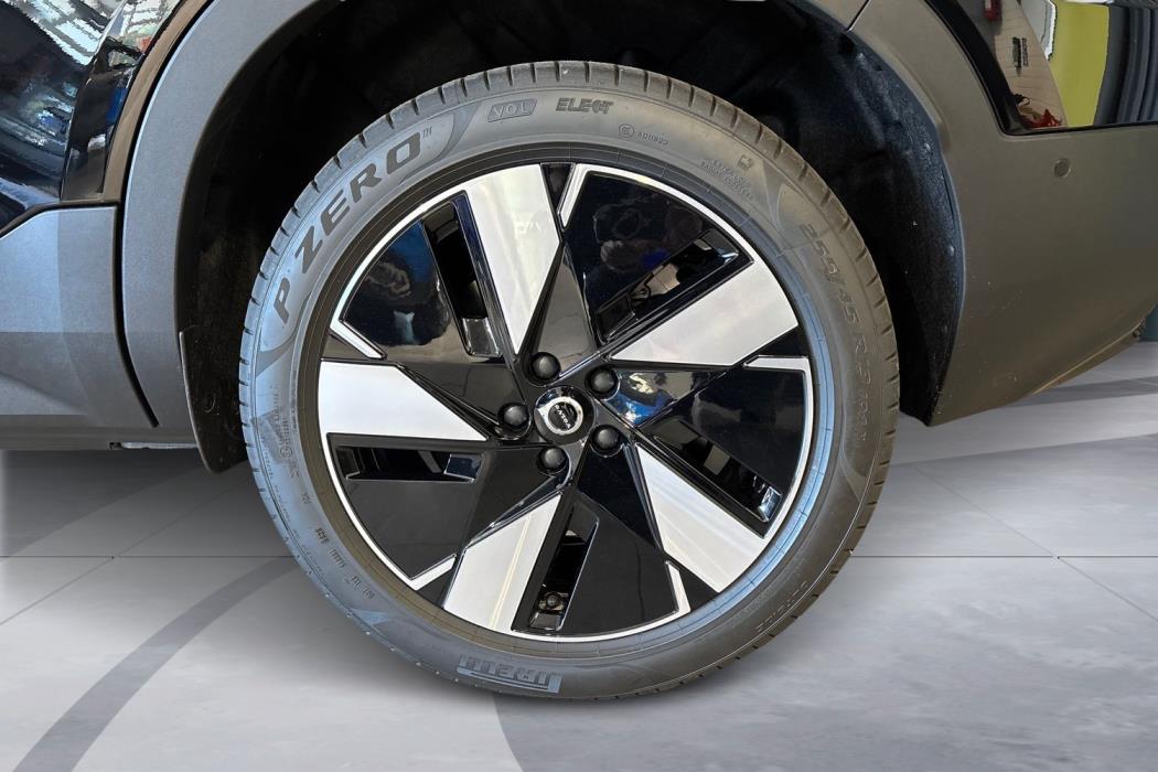Volvo EX40 2027