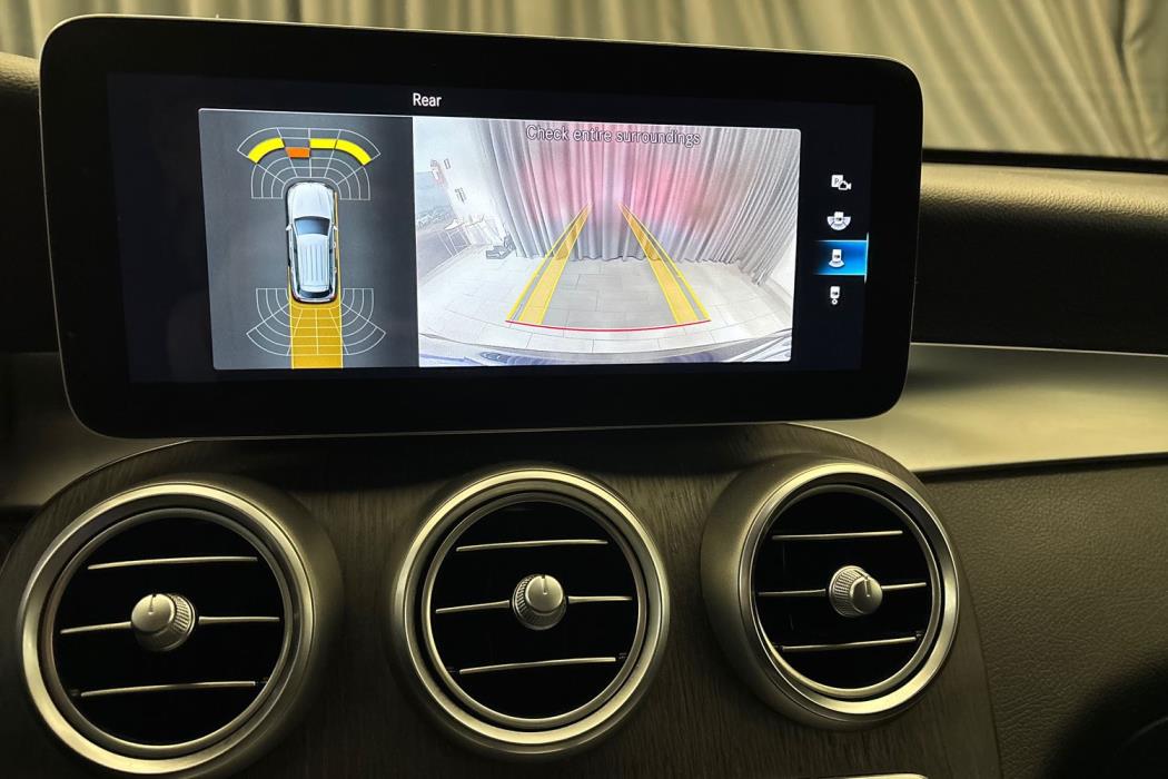 MERCEDES-BENZ GLC 2020