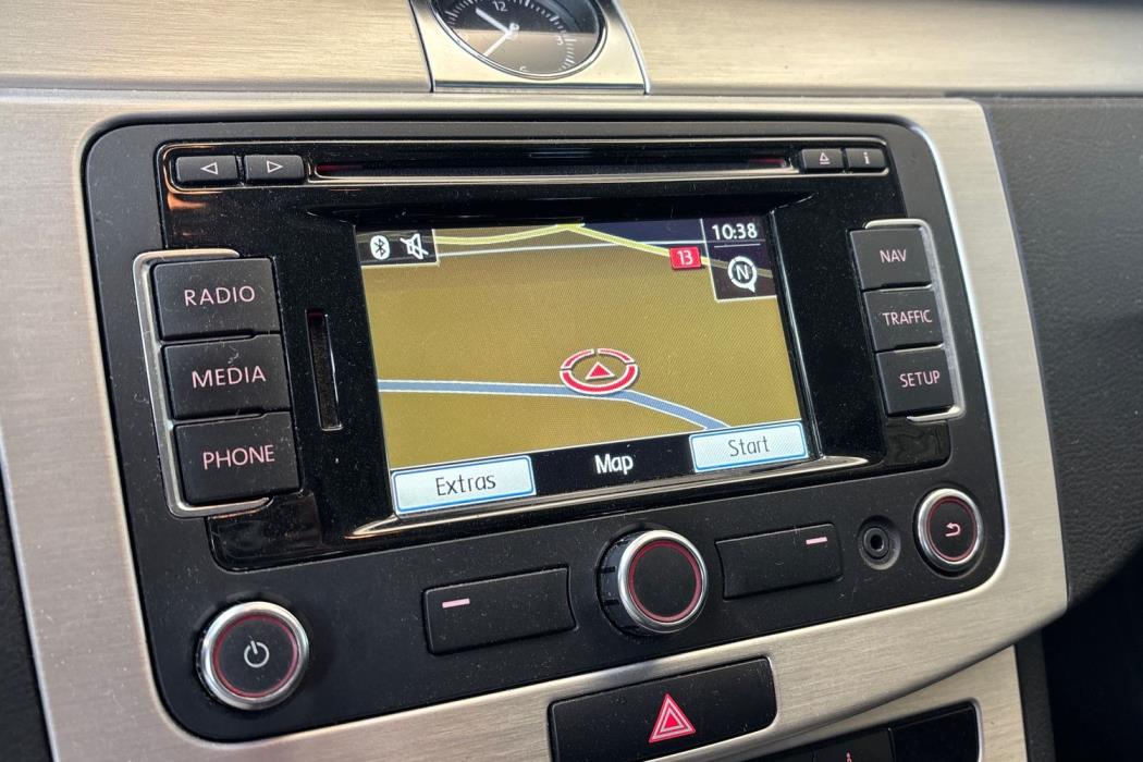 Volkswagen Passat 2012