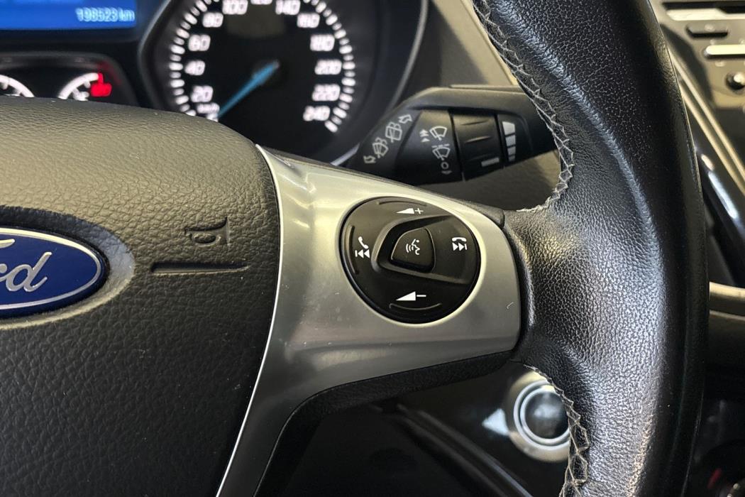 Ford Kuga 2015