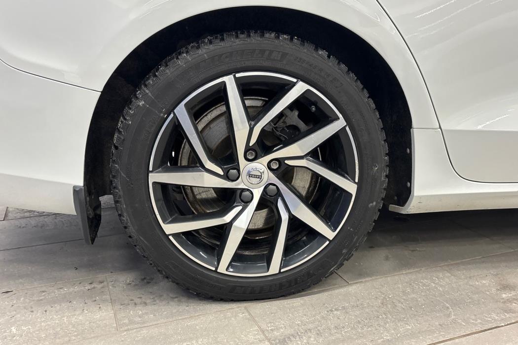 Volvo V60 2019