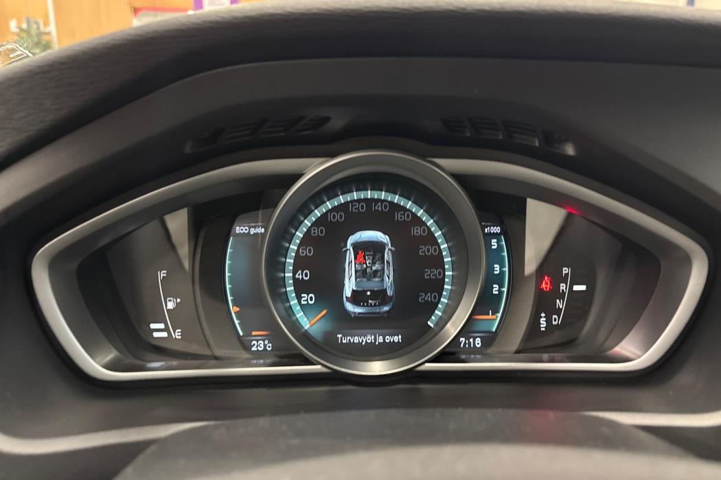 Volvo V40 2019
