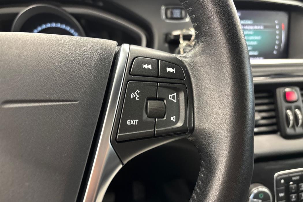 Volvo V40 2019