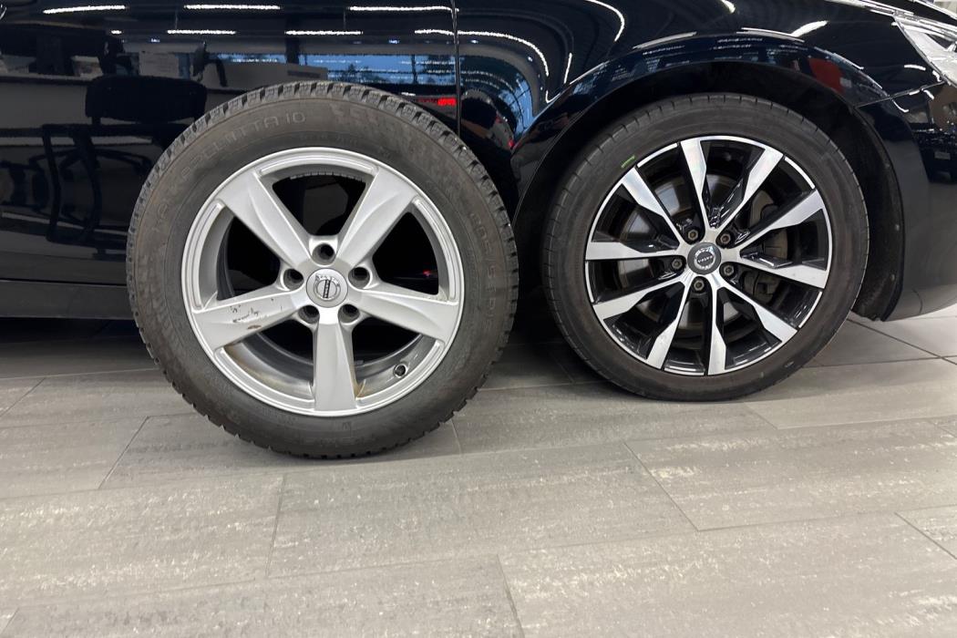 Volvo V40 2019