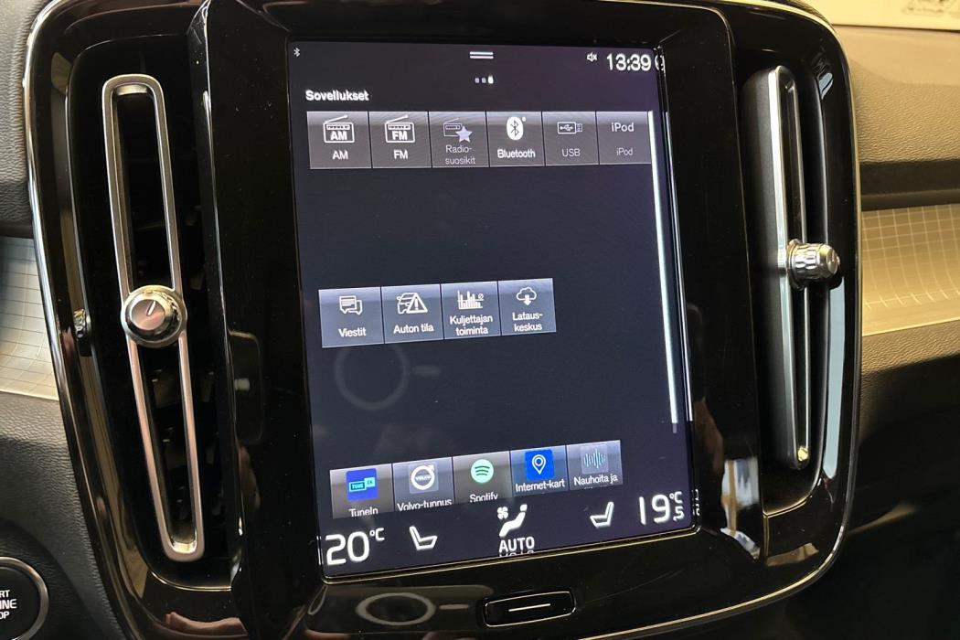 Volvo XC40 2019