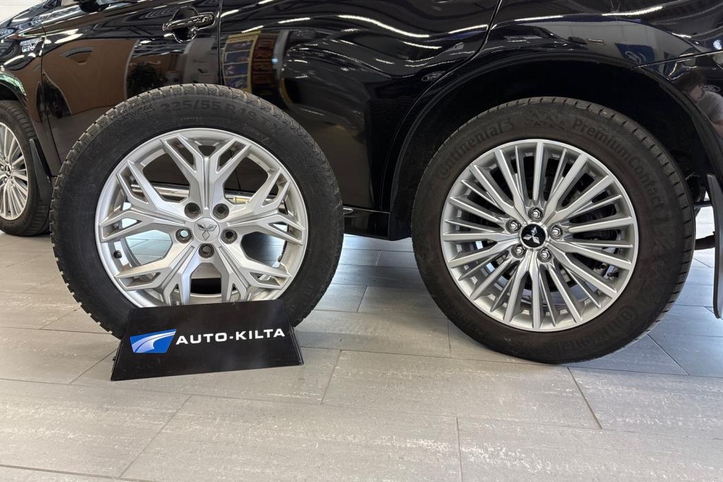 MITSUBISHI Outlander PHEV 2020