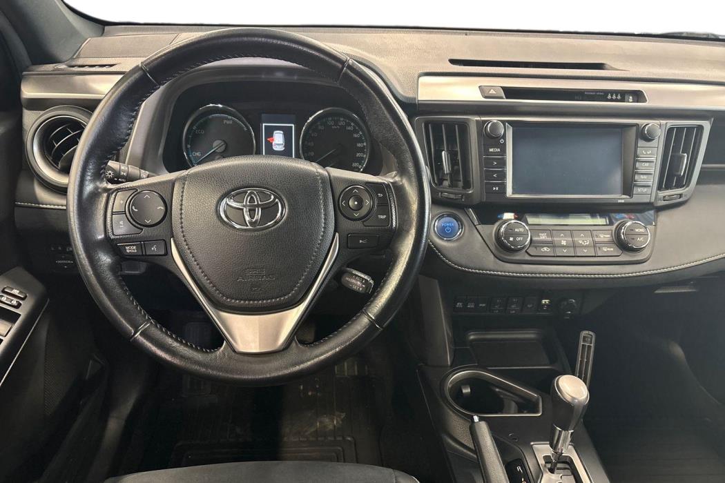 Toyota RAV4 2016