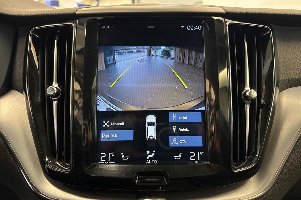 VOLVO XC60 2018