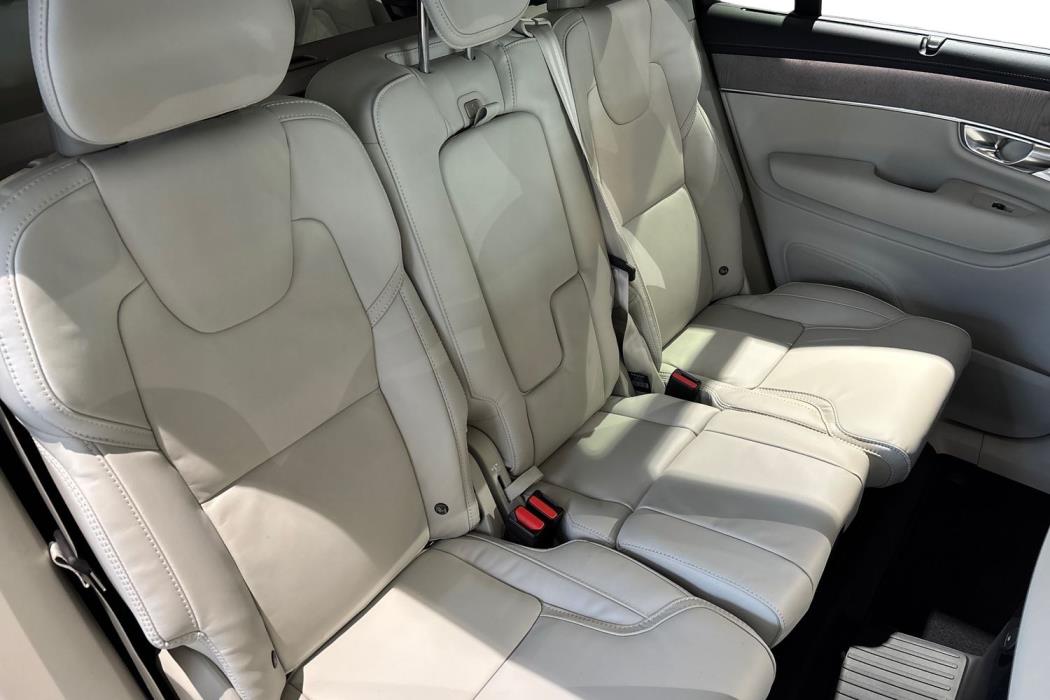 Volvo XC90 2025