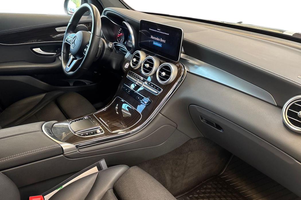 Mercedes-Benz GLC 2021