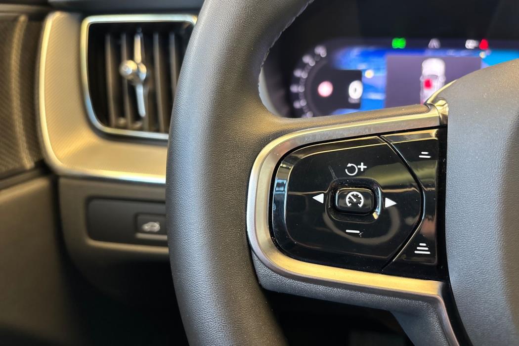Volvo XC60 2023