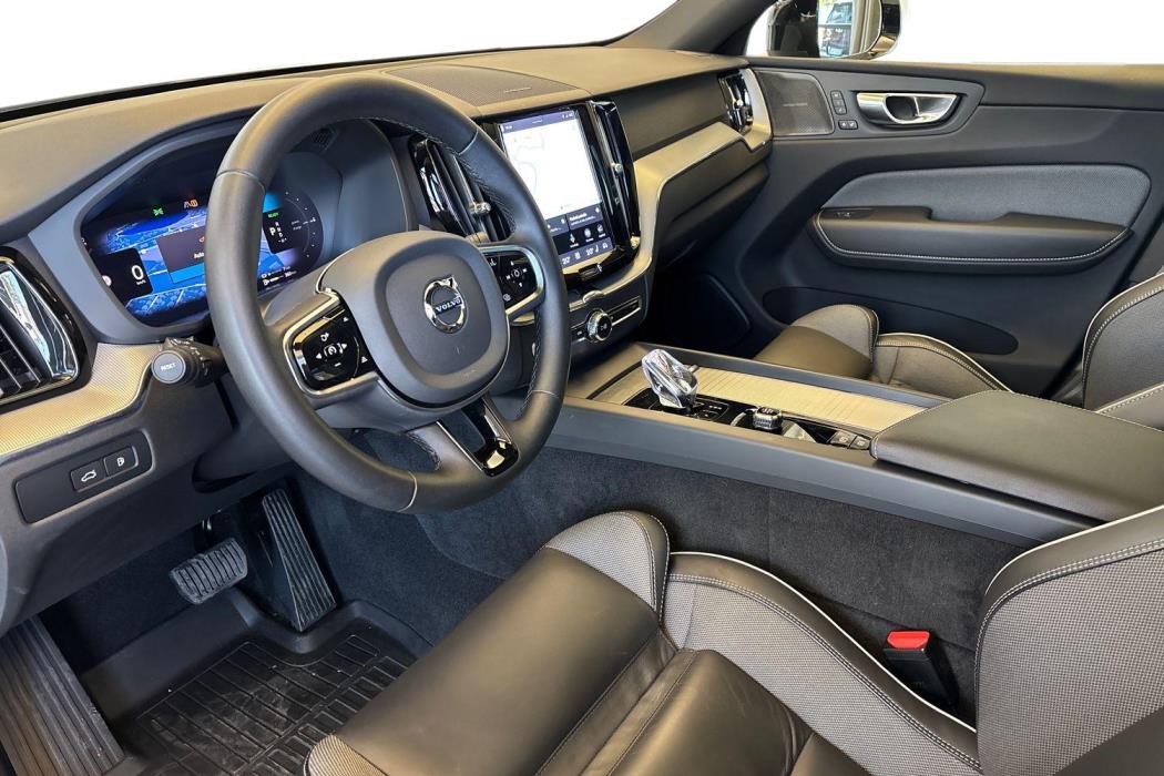 Volvo XC60 2023