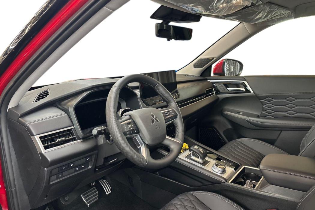 Mitsubishi Outlander 2026