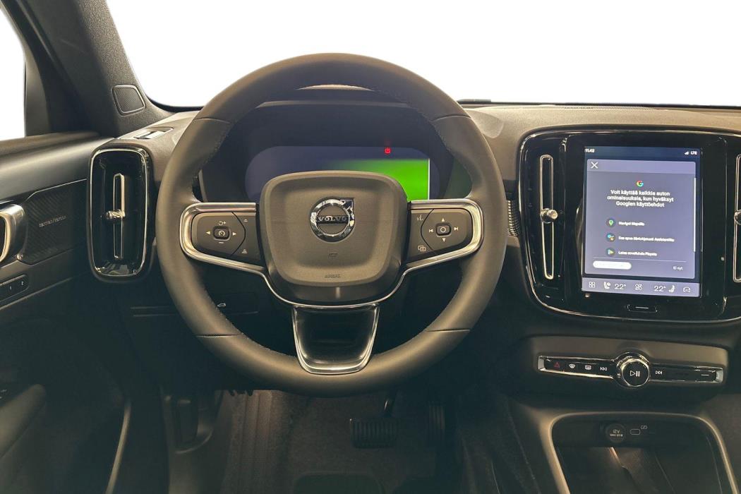 Volvo EX40 2026
