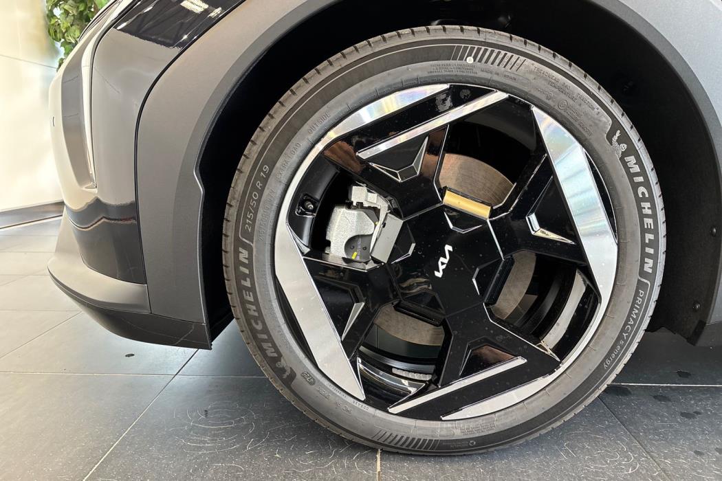 Kia EV4 2026
